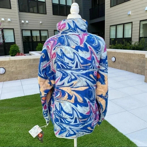 NWT Free People Printed Pippa Packable Puffer Jacket Bomber in Blue - Picture 10 of 13